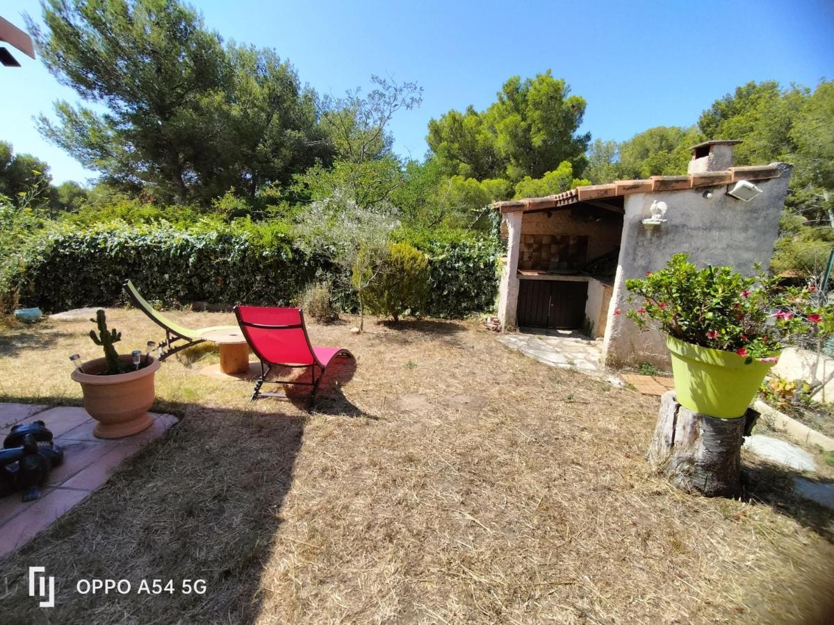 Maisonnette Kalis Calme Avec Climatisation Parking Jardin Cadre Campagne Plages A Pieds Bandol Exterior foto