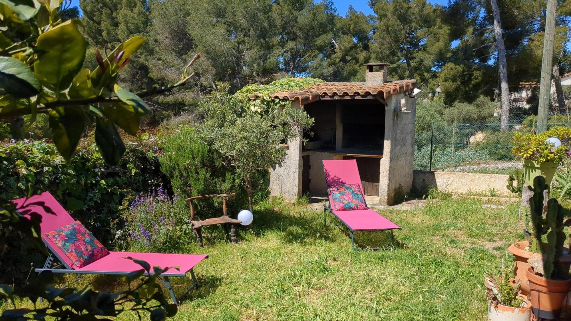 Maisonnette Kalis Calme Avec Climatisation Parking Jardin Cadre Campagne Plages A Pieds Bandol Exterior foto